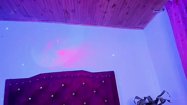 kitty  chs online show from February 13, 3:08 pm