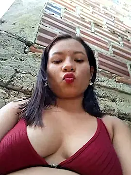 Snapshot of hot-mom22 chatting on October 6, 10:56 am hot-mom22 online show from October 6, 10:56 am