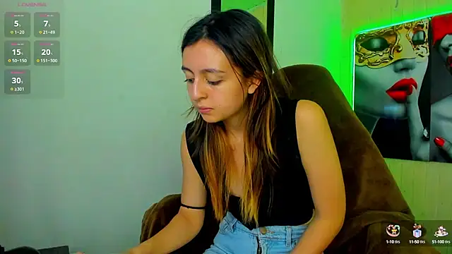 Snapshot of lala_clark chatting on September 30, 3:55 am lala clark online show from September 30, 3:55 am