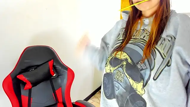 lala clark online show from February 6, 8:23 pm