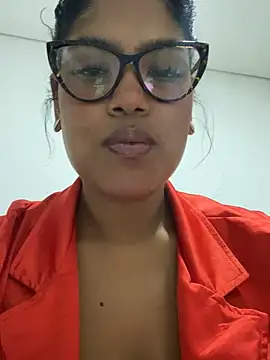 Snapshot of miiabrown18 chatting on October 22, 1:39 am miiabrown18 online show from October 22, 1:39 am