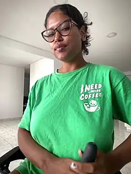 Snapshot of miiabrown18 chatting on November 13, 4:06 pm miiabrown18 online show from November 13, 4:06 pm