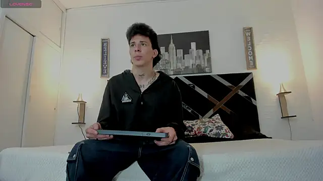 iammariano online show from November 5, 4:45 am