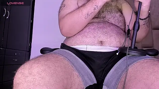 big bearr online show from April 21, 10:56 pm