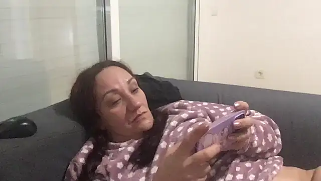 paula19800 online show from November 10, 12:26 pm