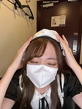 Moe v v online show from October 30, 11:11 am