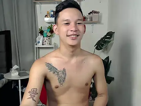 asianmonstercock05 online show from March 28, 5:40 am