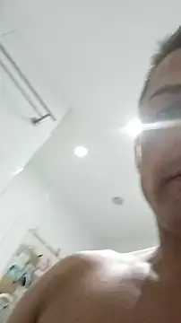 Snapshot of Daniel85Schlam chatting on October 3, 5:21 pm Daniel85Schlam online show from October 3, 5:21 pm