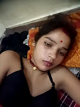 Snapshot of Mahek_love143 chatting on May 26, 2:29 am Mahek love143 online show from May 26, 2:29 am