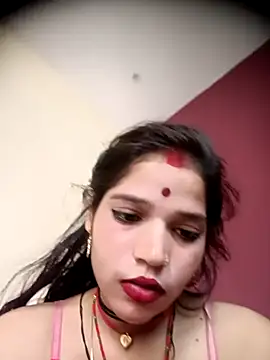 Snapshot of Mahek_love143 chatting on June 5, 6:52 am Mahek love143 online show from June 5, 6:52 am
