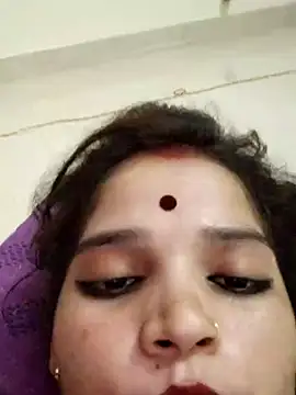 Snapshot of Mahek_love143 chatting on June 6, 11:26 am Mahek love143 online show from June 6, 11:26 am