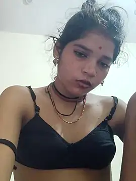 Snapshot of Mahek_love143 chatting on June 16, 10:56 pm Mahek love143 online show from June 16, 10:56 pm