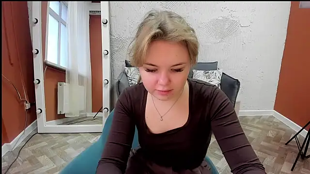 Snapshot of Melissa_199 chatting on December 3, 6:10 am Melissa 199 online show from December 3, 6:10 am