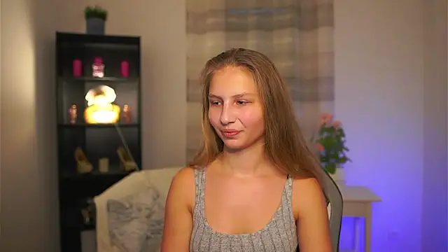 emmie murray online show from December 18, 2:23 pm