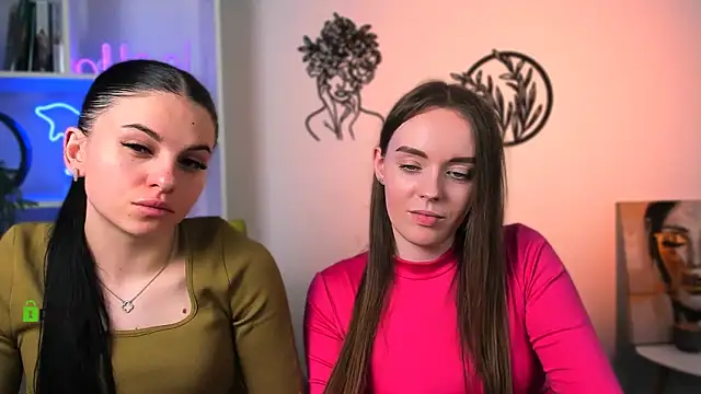 nicole muah online show from March 13, 6:36 pm