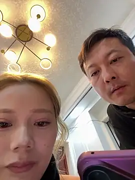 redrose520 online show from November 11, 12:05 pm