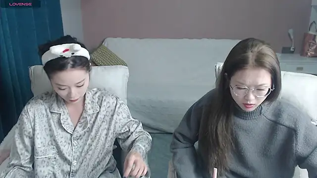 redrose520 online show from March 2, 12:34 pm