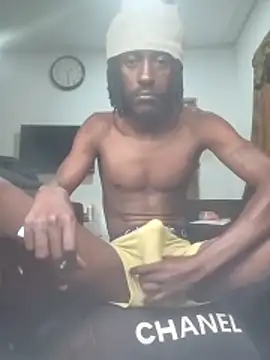 Snapshot of FilmableAntonym chatting on December 3, 2:59 pm FilmableAntonym online show from December 3, 2:59 pm