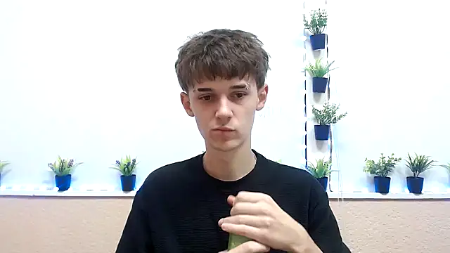 Snapshot of Hoot_Dude_ chatting on October 29, 2:30 pm Hoot Dude  online show from October 29, 2:30 pm