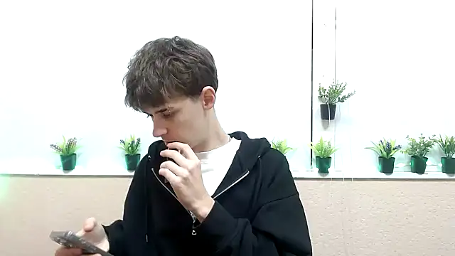 Hoot Dude  online show from November 5, 2:17 pm