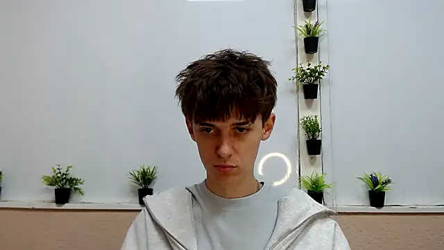 Hoot Dude  online show from November 18, 2:43 pm