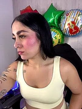 Snapshot of liladiamond_ chatting on October 3, 1:08 pm liladiamond  online show from October 3, 1:08 pm