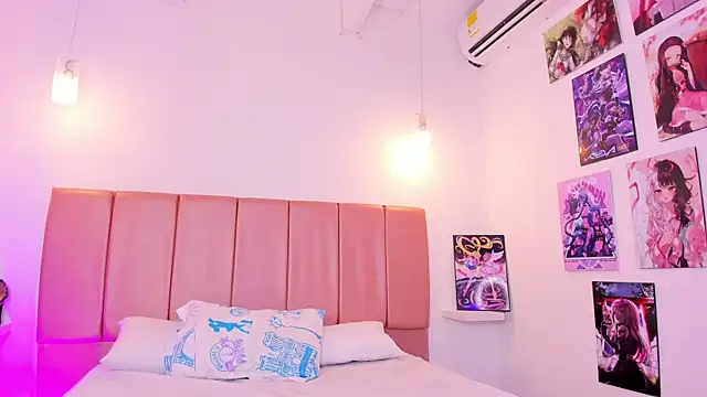 emily  walker online show from March 2, 4:25 am