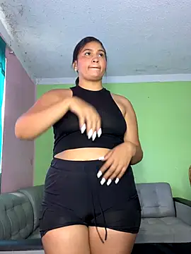 LUNA YOUNG  online show from September 24, 3:59 pm