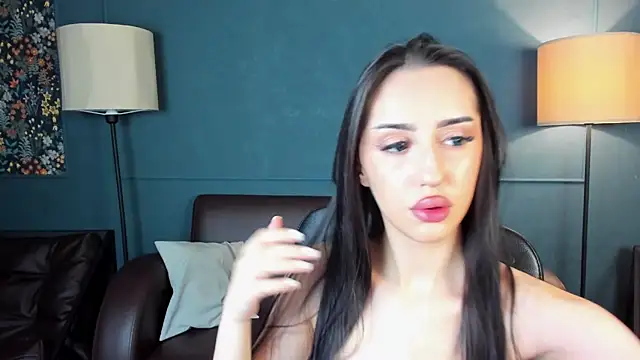 LisaFoxie online show from October 10, 10:25 am