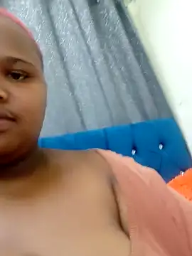 BustyBMWx online show from October 10, 5:45 pm