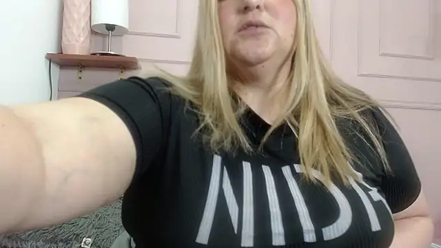 SweetRouse   online show from October 12, 2:10 am