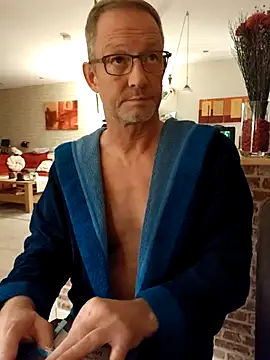 TommyTom76 online show from November 7, 8:20 pm