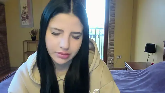 Snapshot of Malibu_J chatting on November 6, 8:04 am Malibu J online show from November 6, 8:04 am