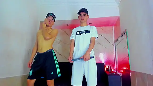 ALEX MILLER25 online show from November 3, 4:36 am