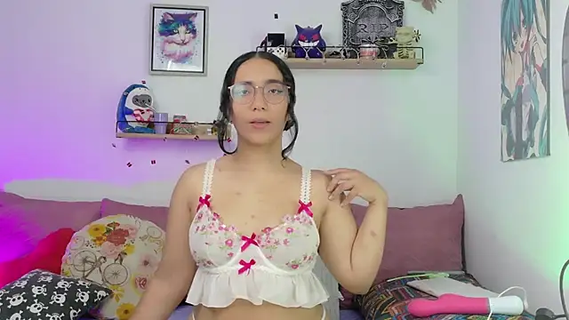 LucyDerby online show from February 19, 12:06 am