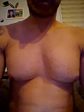 Snapshot of Ando1992 chatting on October 20, 7:36 pm Ando1992 online show from October 20, 7:36 pm