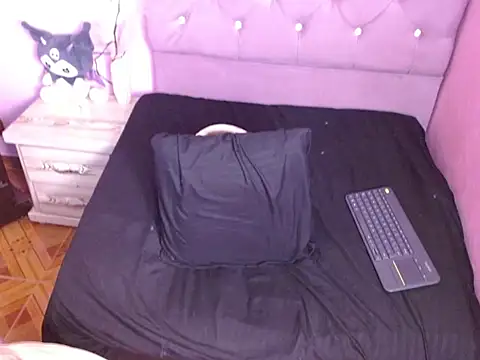 sabrinapaulson1111 online show from June 4, 9:54 pm