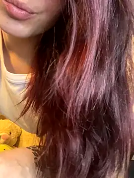 Snapshot of came_lia1 chatting on October 30, 2:46 am came lia1 online show from October 30, 2:46 am