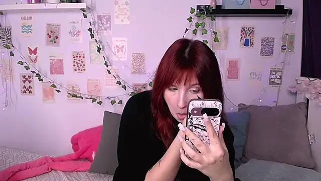 Mary Lanee online show from October 3, 7:49 am