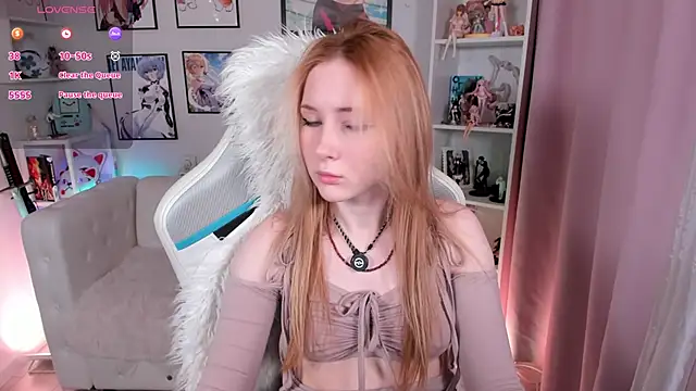 LiraKink online show from April 10, 4:39 am