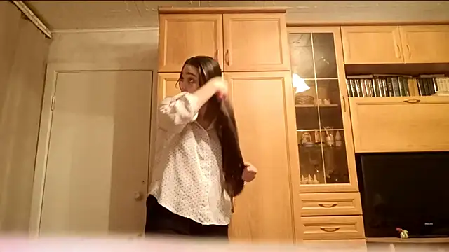 TifGold online show from September 24, 6:33 pm