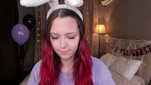 Snapshot of Monica__Queen chatting on October 24, 4:53 am Monica Queen online show from October 24, 4:53 am