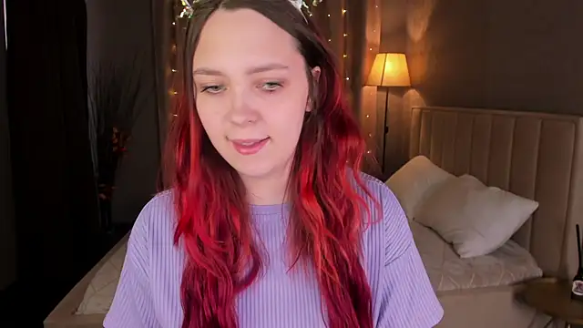 Snapshot of Monica__Queen chatting on November 15, 5:27 am Monica Queen online show from November 15, 5:27 am