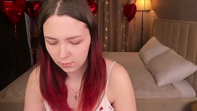 Monica  Queen online show from February 27, 5:18 am