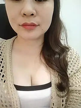 Girl Shy2000 online show from April 3, 2:31 am