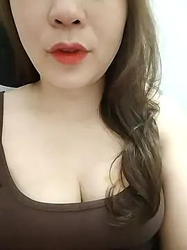 Girl Shy2000 online show from April 20, 9:49 pm