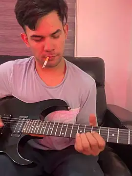 Moisesjrtapia online show from February 25, 9:13 pm