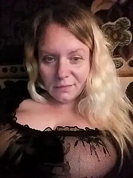 Fiona696 online show from October 11, 9:57 pm