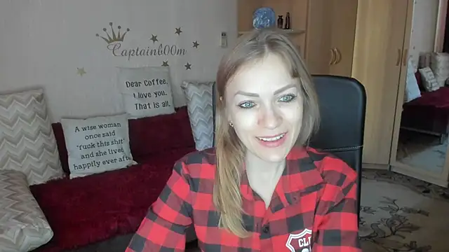 Snapshot of Tiffany_Bates chatting on September 29, 9:47 am Tiffany Bates online show from September 29, 9:47 am