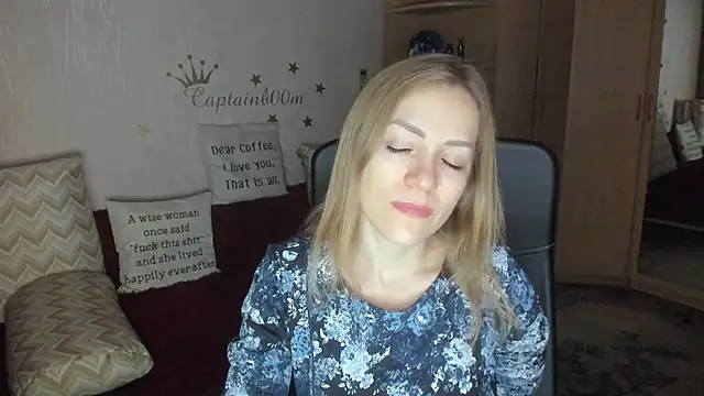 Snapshot of Tiffany_Bates chatting on October 14, 3:07 am Tiffany Bates online show from October 14, 3:07 am